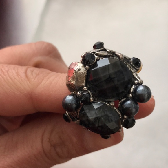 Ring - Picture 3 of 3